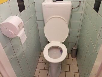 Pronájem bytu 2+1 o výměře 72 m² ve 2.patře domu na ulici Bř