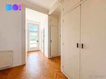 Nabízíme k prodeji jedinečný byt o dispozici 2+1 a podlahové