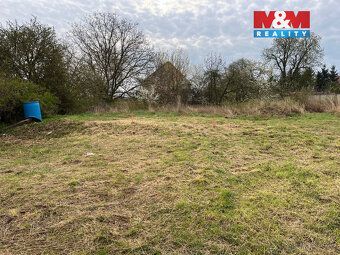 Nabízíme k prodeji pozemek o výměře 839 m², situovaný na okr