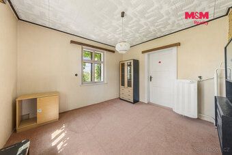 Nabízíme k prodeji útulný cihlový rodinný dům o dispozici 5+