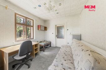 Nabízíme k prodeji útulný cihlový rodinný dům o dispozici 5+