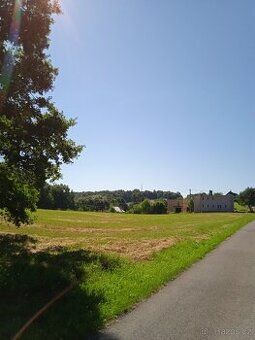 Prodáme exkluzivní ucelený stavební pozemek o výměře 3900 m²