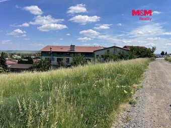 Nabízíme k prodeji soubor pozemků o celkové výměře 7 245 m² 