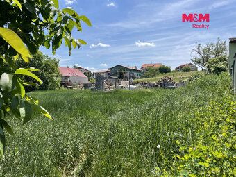 Nabízíme k prodeji soubor pozemků o celkové výměře 7 245 m² 