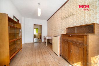 Nabízíme k prodeji samostatný rodinný dům o dispozici 4+1 v 