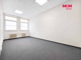 Nabízíme k pronájmu kancelářský prostor o výměře 50 m² v uli
