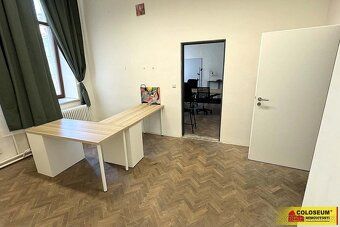 Ev.č. 5429B019 K pronájmu nabízíme reprezentativní nebytové 