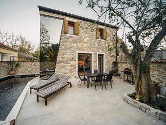 DUM NA PRODEJ - SEVID - 70M OD MOŘE CENA 420.000 eur + popla