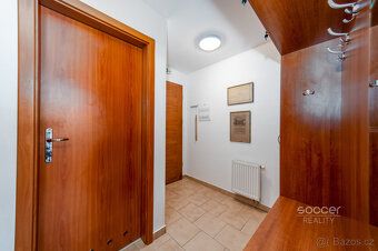 Z obýváku přímo na sjezdovku! Stylový apartmán 1+kk (36,8 m²