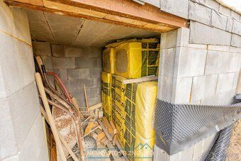 K prodeji nabízíme vybavenou zahradu o výměře 852 m2 v oblíb