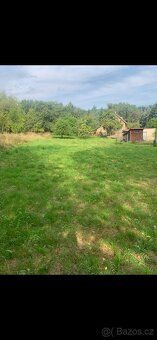 Stavební pozemek 921 m² v Jistebsku – klidná lokalita Jizers