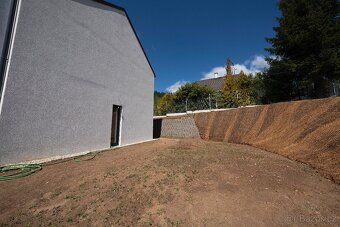 Viladům Jalovčí je projekt rezidenčního bydlení v obci Svino