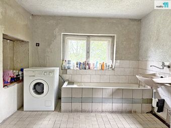 Cena včetně provize a právního servisu., V zastoupení majite