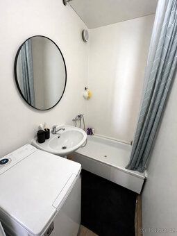 Pronájem bytu 2+kk, 41 m², České Budějovice – ulice M. Chlaj