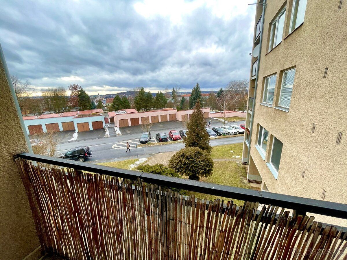 Nabízím k prodeji prostorný a světlý byt 3+1 73 M2 v Písku n