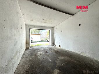 Mít v Karlových Varech vlastní garáž je dnes čím dál větší v
