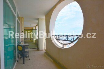 Bulharsko, Pomorie 8200 – Luxusní studio 1+kk s přímým výhle