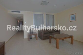 Bulharsko, Pomorie 8200 – Luxusní studio 1+kk s přímým výhle
