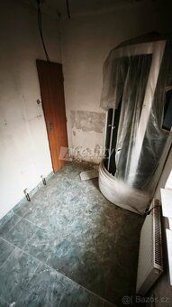 Ev.č. 02204 Zprostředkujeme Vám prodej rodinného domu s menš