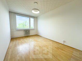 Ev.č. N09429 Prostorný byt 3+kk s klimatizací, dvěma samosta