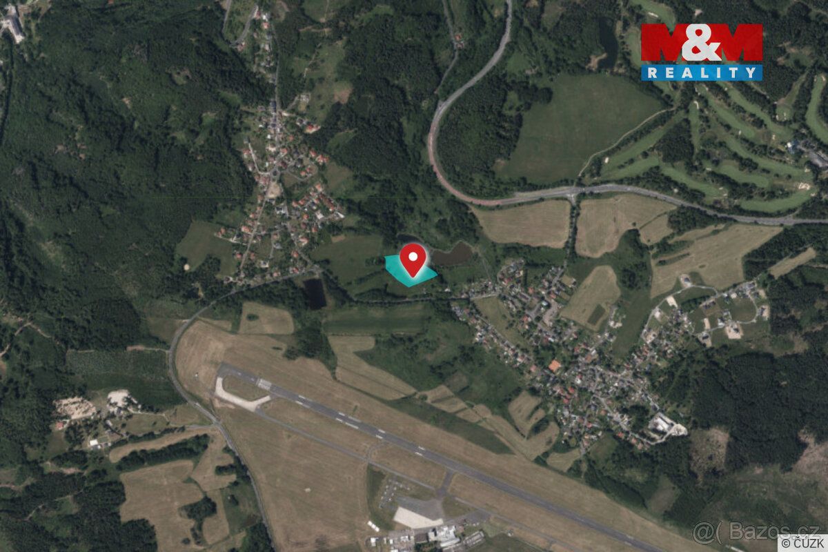 Nabízíme k prodeji rozlehlý pozemek o výměře 12.158 m², ideá