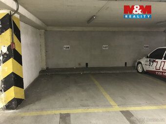 Nabízíme k pronájmu kryté garážové stání v lokalitě praha 4 