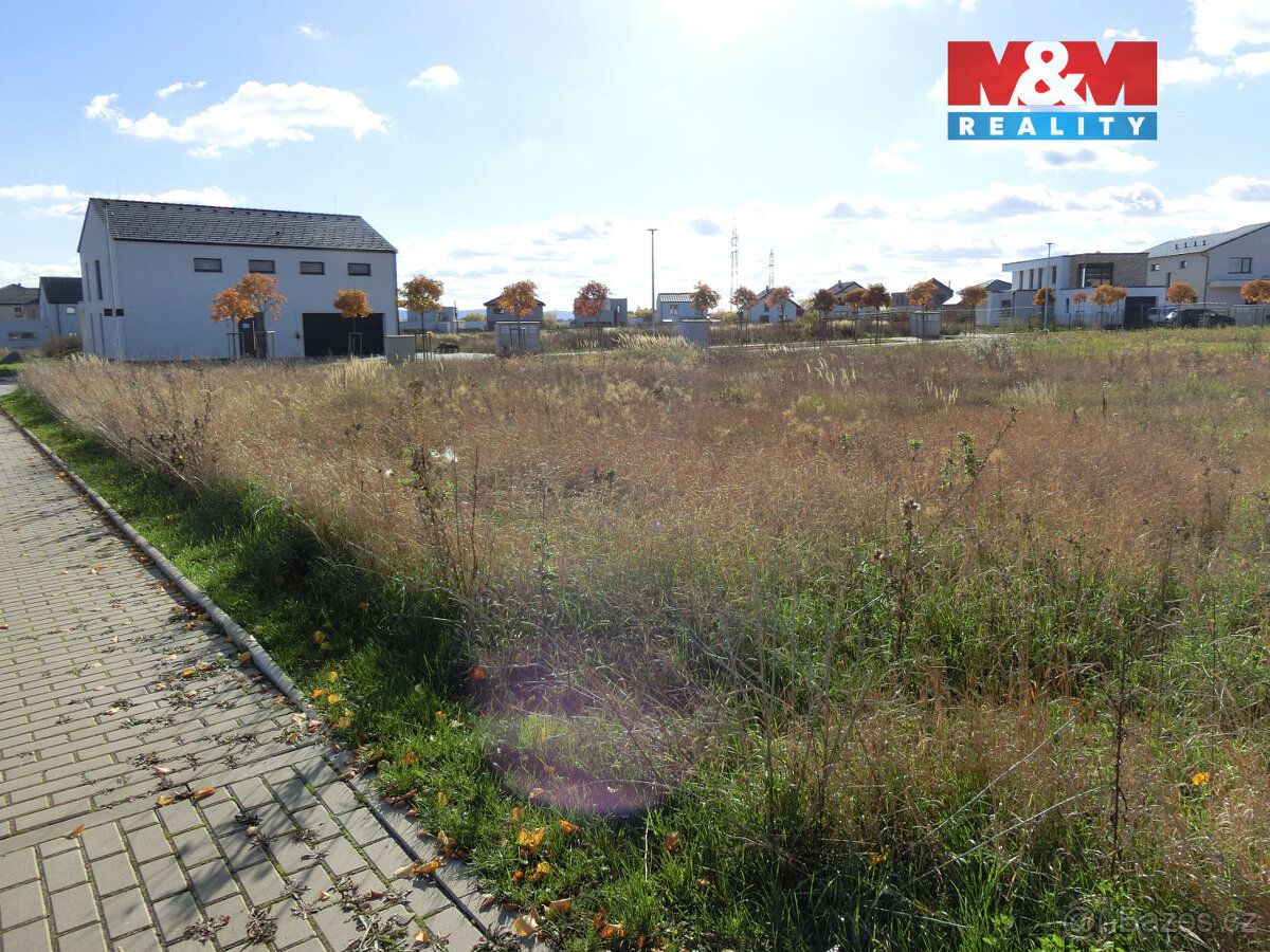 Nabízíme k prodeji atraktivní stavební pozemek o rozloze 929