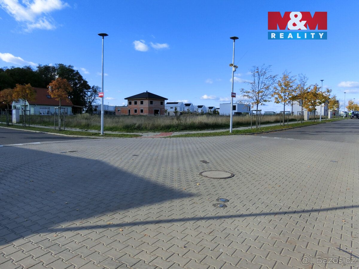 Nabízíme k prodeji atraktivní stavební pozemek o rozloze 929