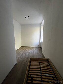 Pronájem prostorného bytu 2+kk, 65m² – 10 km od Jihlavy
Hled