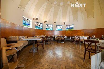 Pronájem komerčních prostor pro restauraci - centrum Hradce 