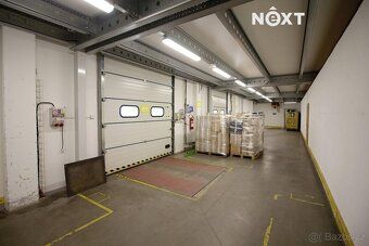 Nabízíme k pronájmu zadní část skladové haly o výměře 861 m²