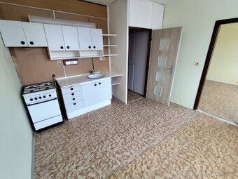 Nabízím k prodeji družstevní byt 1+1 o výměře 35 m2 v oblíbe
