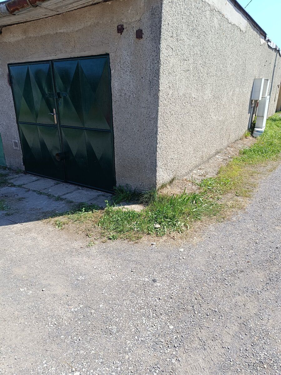 Ulice Bartošova 19m2 suchá