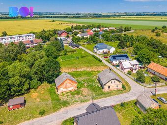 Hledáte dům za pár korun v opravdu klidném prostředí, který 