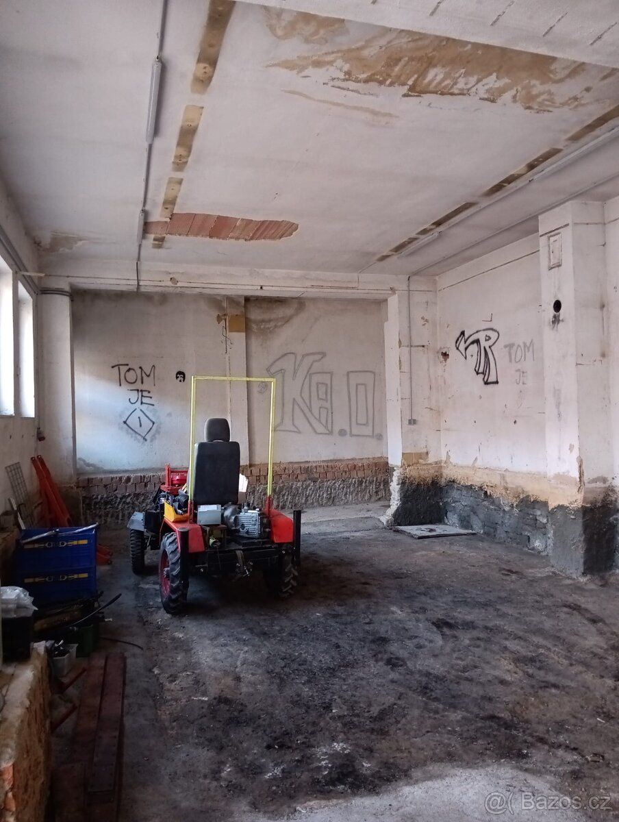 Pronajmu nebytový prostor 80m2 Kunštát na Moravě, vlastní vs