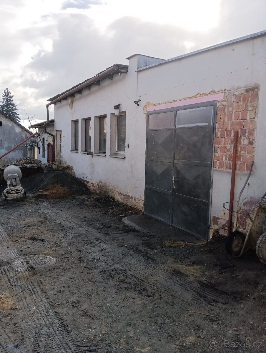 Pronajmu nebytový prostor 80m2 Kunštát na Moravě, vlastní vs