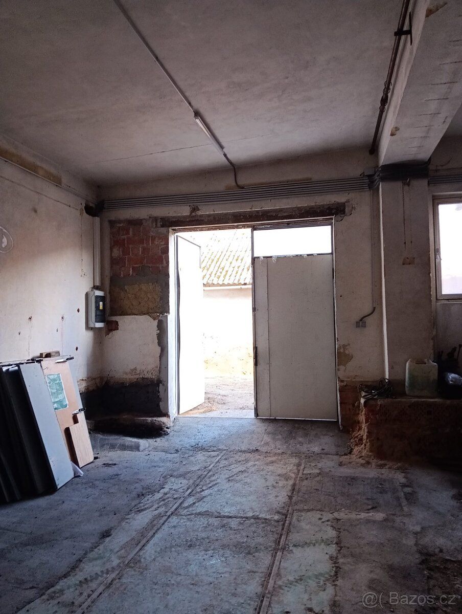Pronajmu nebytový prostor 80m2 Kunštát na Moravě, vlastní vs