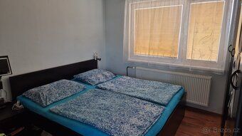 Pronajmu prostorný byt 120 m2 v 2 NP bez výtahu.
Požaduji ka
