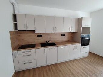 Pronajmu byt 2+1 65m2 v přízemí RD. Možnost pronájmu zahrady
