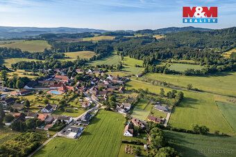 Nabízíme k prodeji výjimečný pozemek o rozloze 1016 m² v mal