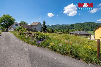 Nabízíme k prodeji výjimečný pozemek o rozloze 1016 m² v mal