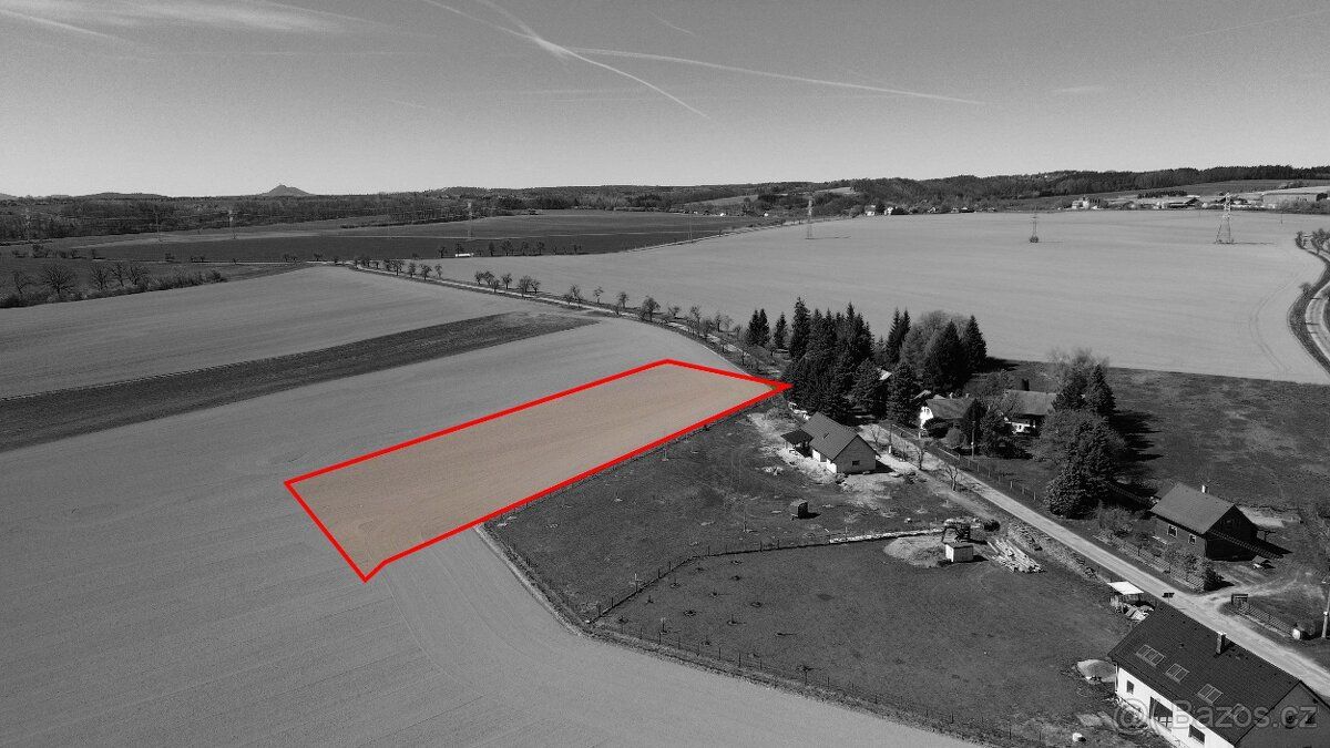 Exkluzivně nabízíme k prodeji stavební pozemek 5 604m2 v obc