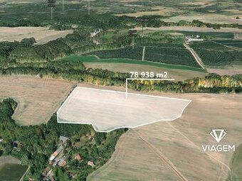 Nabízíme prodej pozemku 11084m2 na okraji obce Bechov u Doln