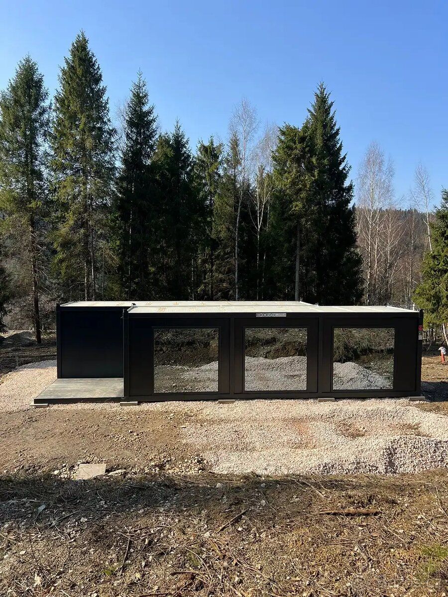 Predávame rozne druhy kontajnerov máme niektoré kusy skladom
