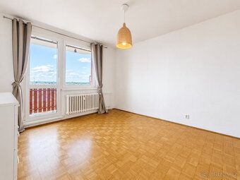 Hledáte byt, který prošel důležitou rekonstrukcí, nabízí pra