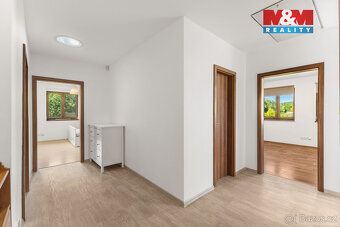 Nabízíme k prodeji moderní rodinný dům v klidné části Kladna