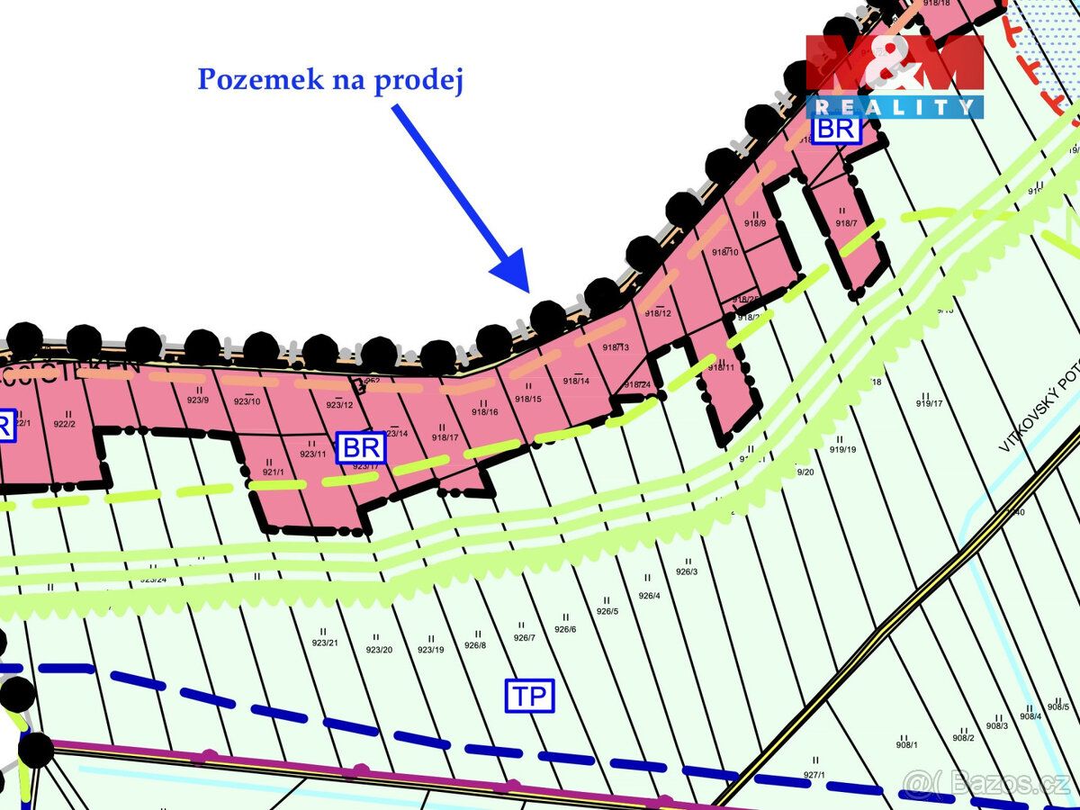 Nabízíme k prodeji rovinatý stavební pozemek o výměře 1 275 