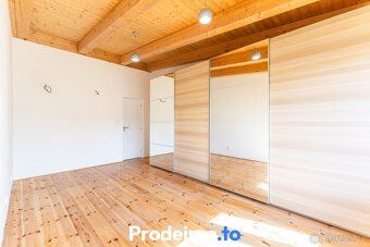Ev.č. 100222 Rodinný dům v Praze, který se dnes hledá jen tě