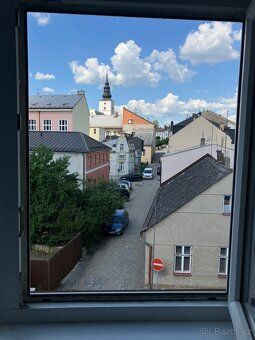 Prodám podkrovní garsoniéru v činžovním domě 2.p. v os.vlast