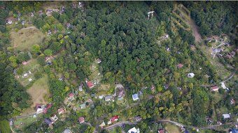 Nabízíme k prodeji pozemek o celkové rozloze 2 419 m², který